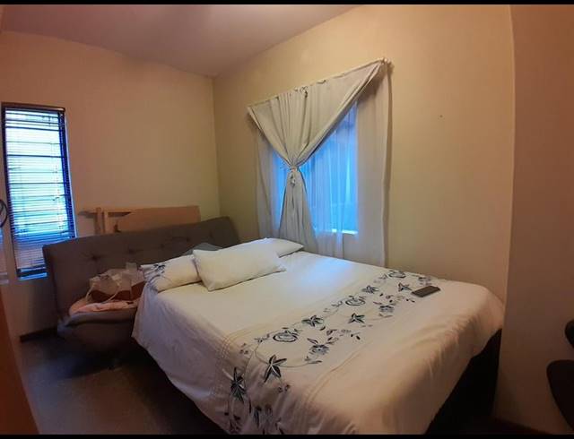 2 BEDROOM APARTMENT FOR SALE IN ELDO LAKES ESTATE